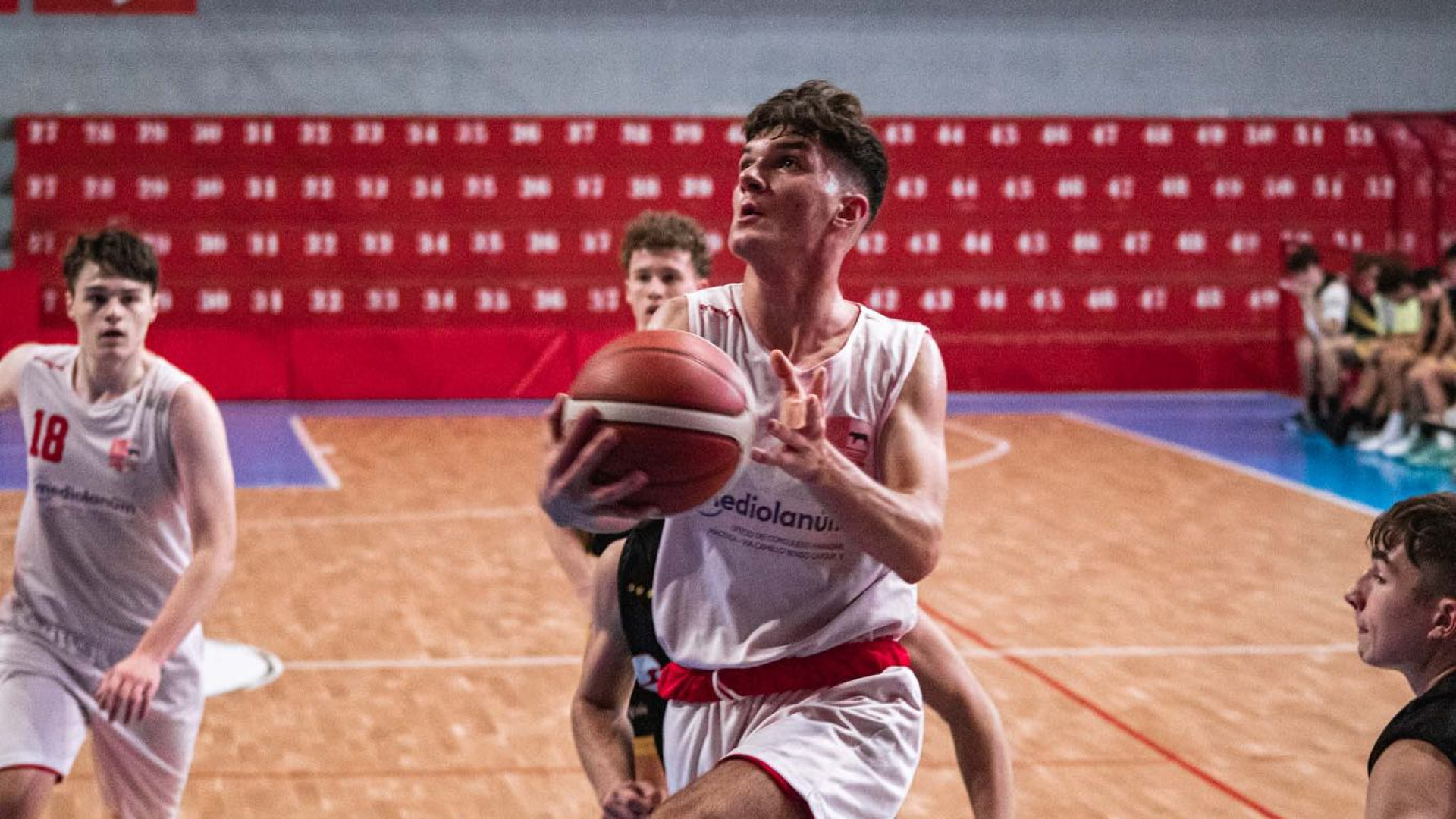 Basket, inizia il sogno americano per due giovani talenti della Bakery Piacenza