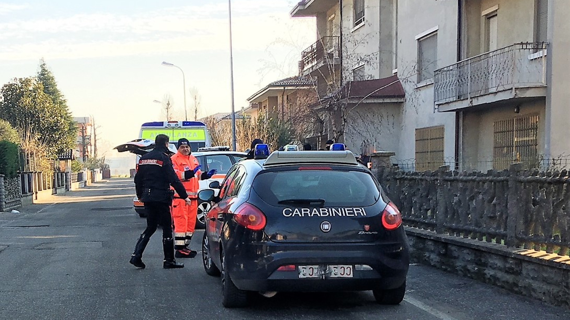 Dramma a Monticelli, muore bimba di pochi mesi. Inutili i soccorsi e la corsa in ospedale