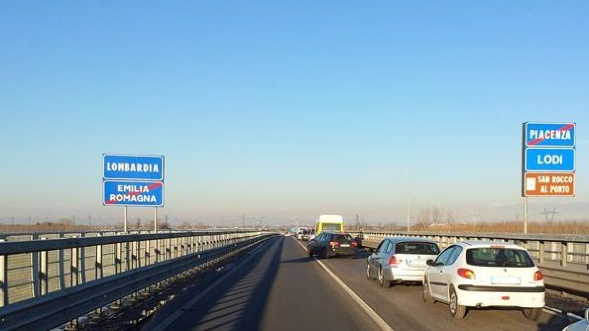 Ponte Po, il traffico ritorna alla normalità dopo i tamponamenti a catena di stamane