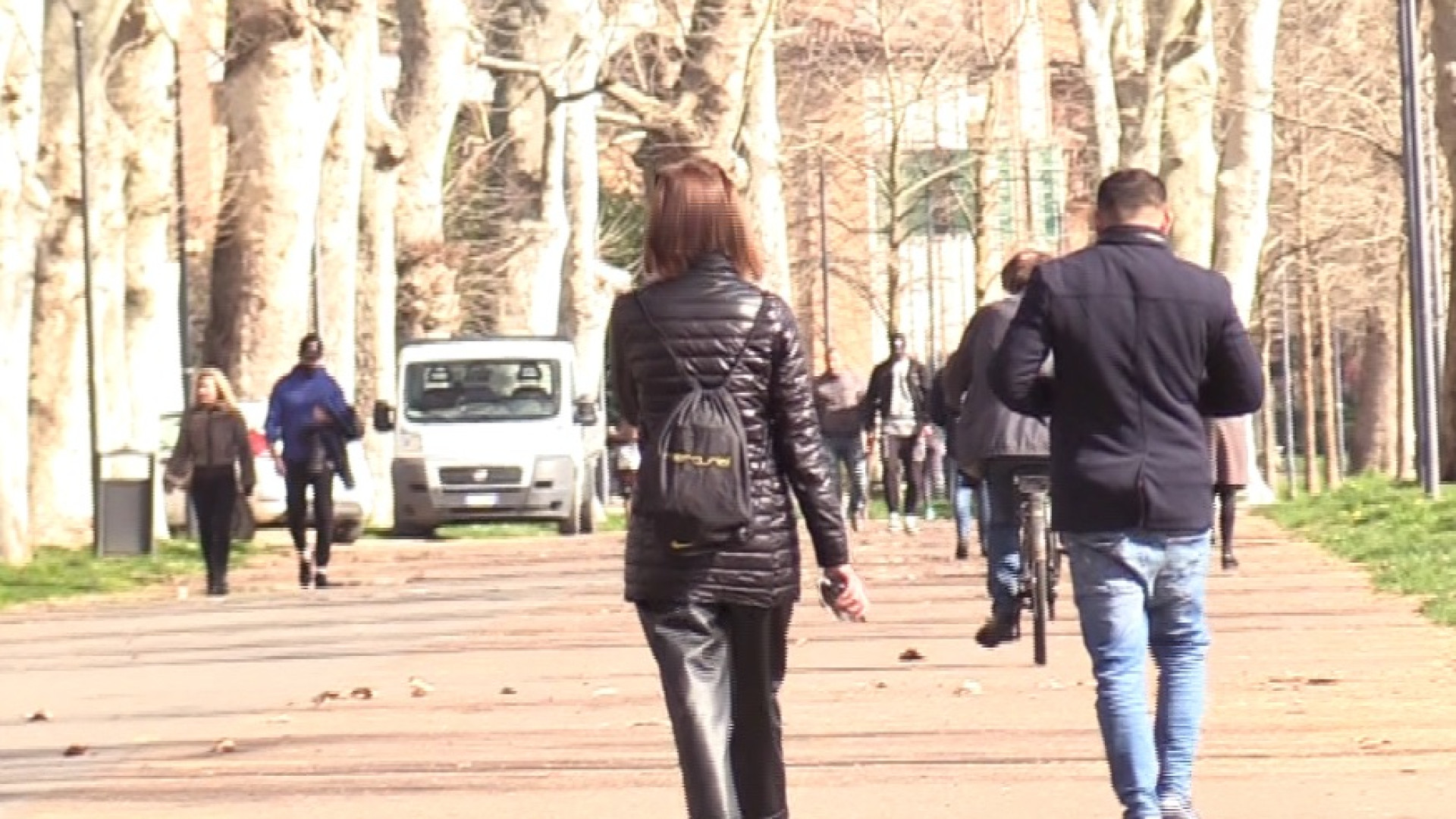 Strade vuote, ma Facsal e Galleana affollati: i divieti non fermano i piacentini