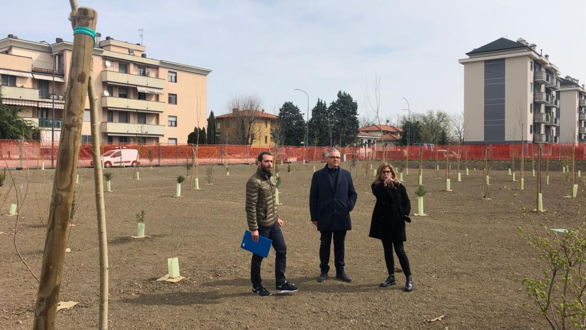 Un nuovo bosco urbano in via Einaudi alla Veggioletta: lavori di riforestazione