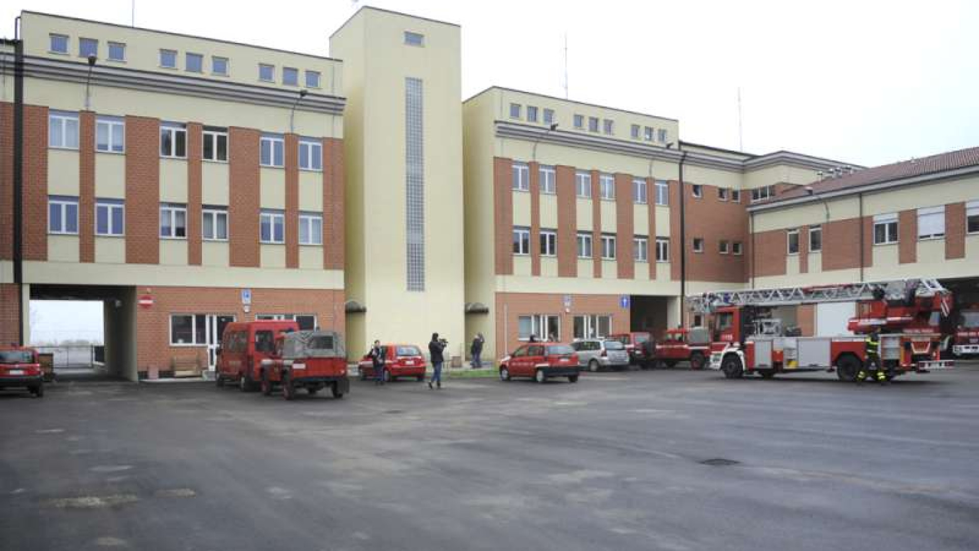 Vigili del fuoco: oltre 2.500 interventi. Porte aperte per Santa Barbara