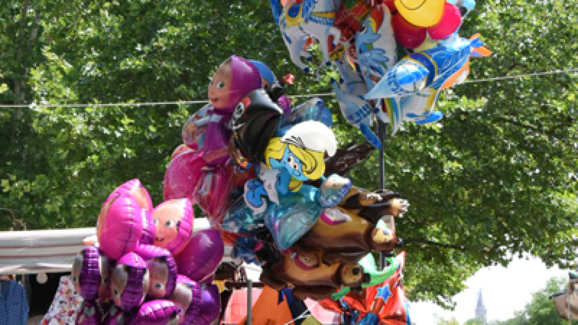 Sant'Antonino, in arrivo 365 bancarelle. Via Giordani libera, banchi sullo Stradone