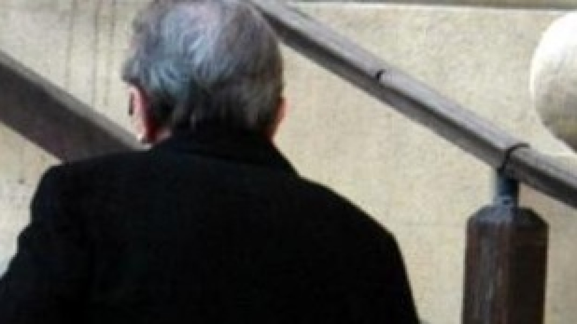 Via Fermi: falsi poliziotti rubano oro a un'anziana. Truffa sventata in via Gorra