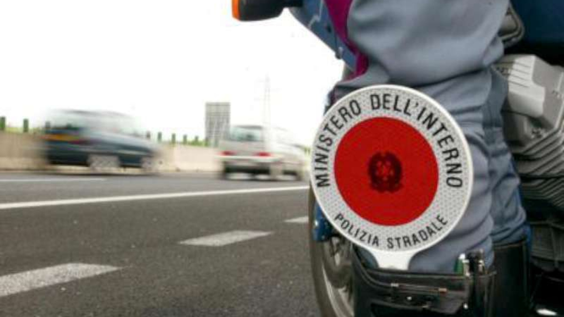 In un mese 226 violazioni del Codice della strada e 11 denunciati per spaccio