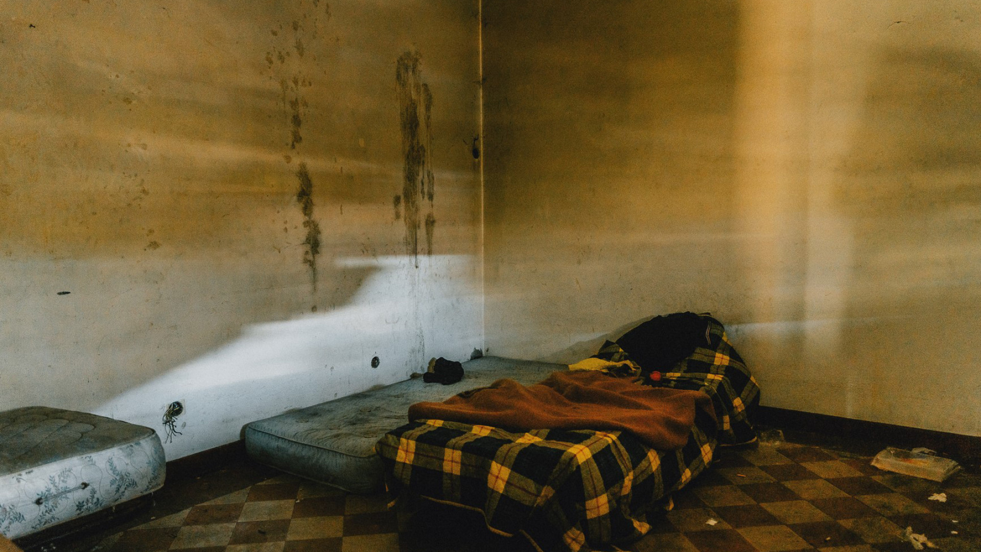 Vite ai margini: una trentina gli "sfrattati" dell'ex mercato ortofrutticolo