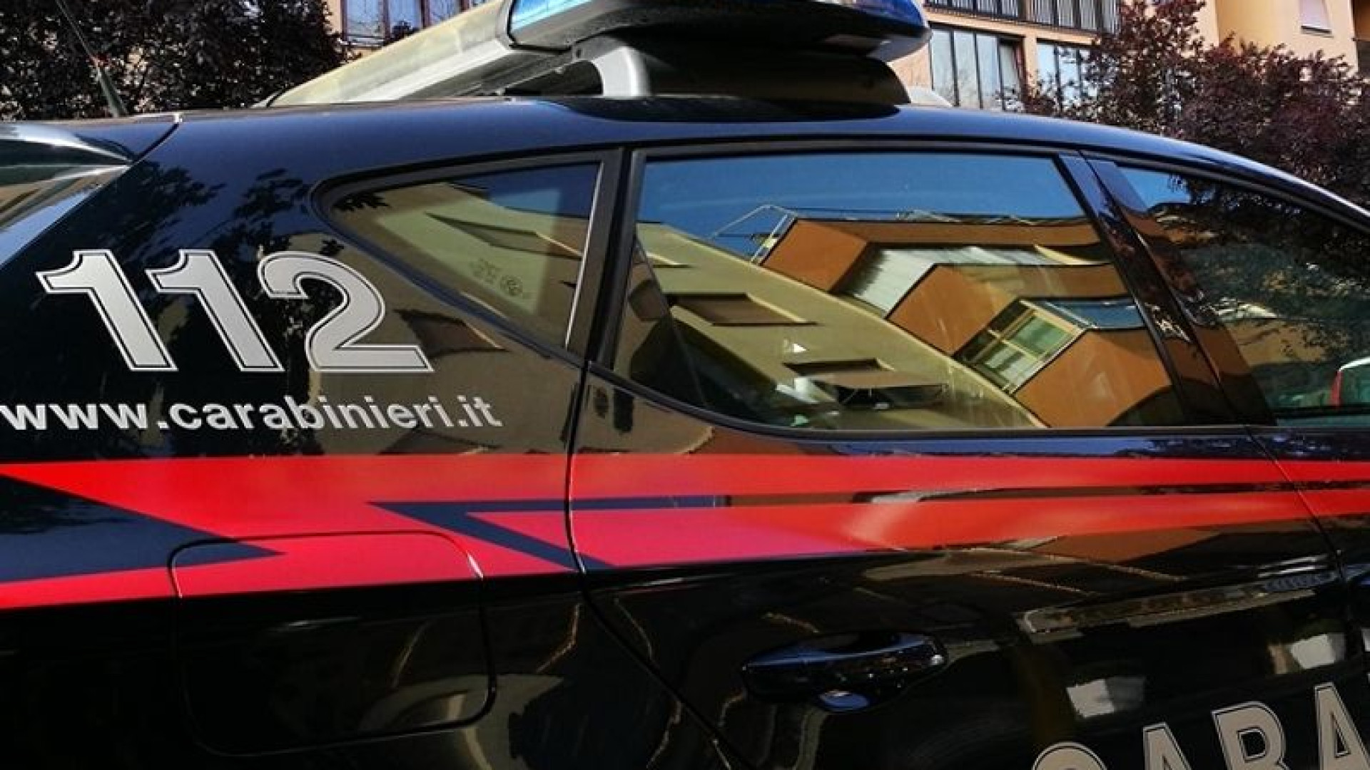 Canneto di Bobbio, anziana cade in casa e chiede aiuto: salvata dai carabinieri