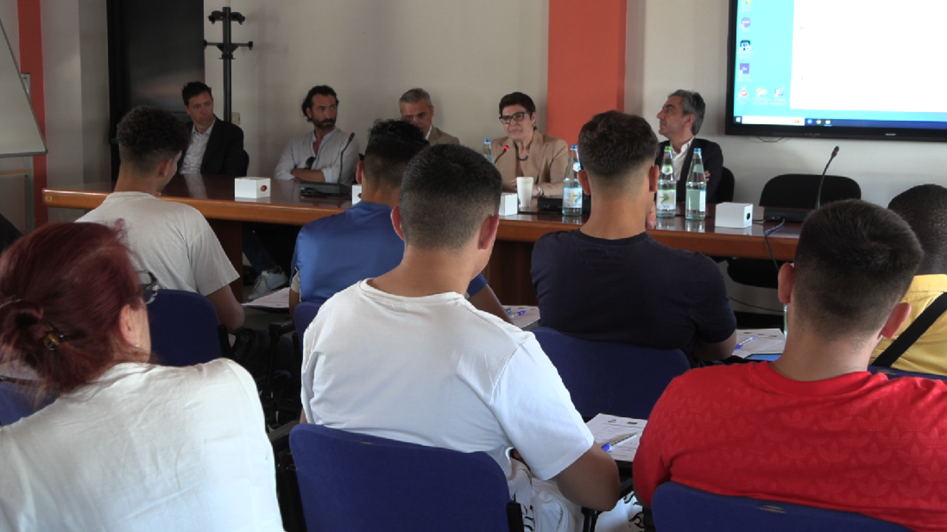 Sedici minori stranieri a lezione "di futuro" grazie alla Scuola edile