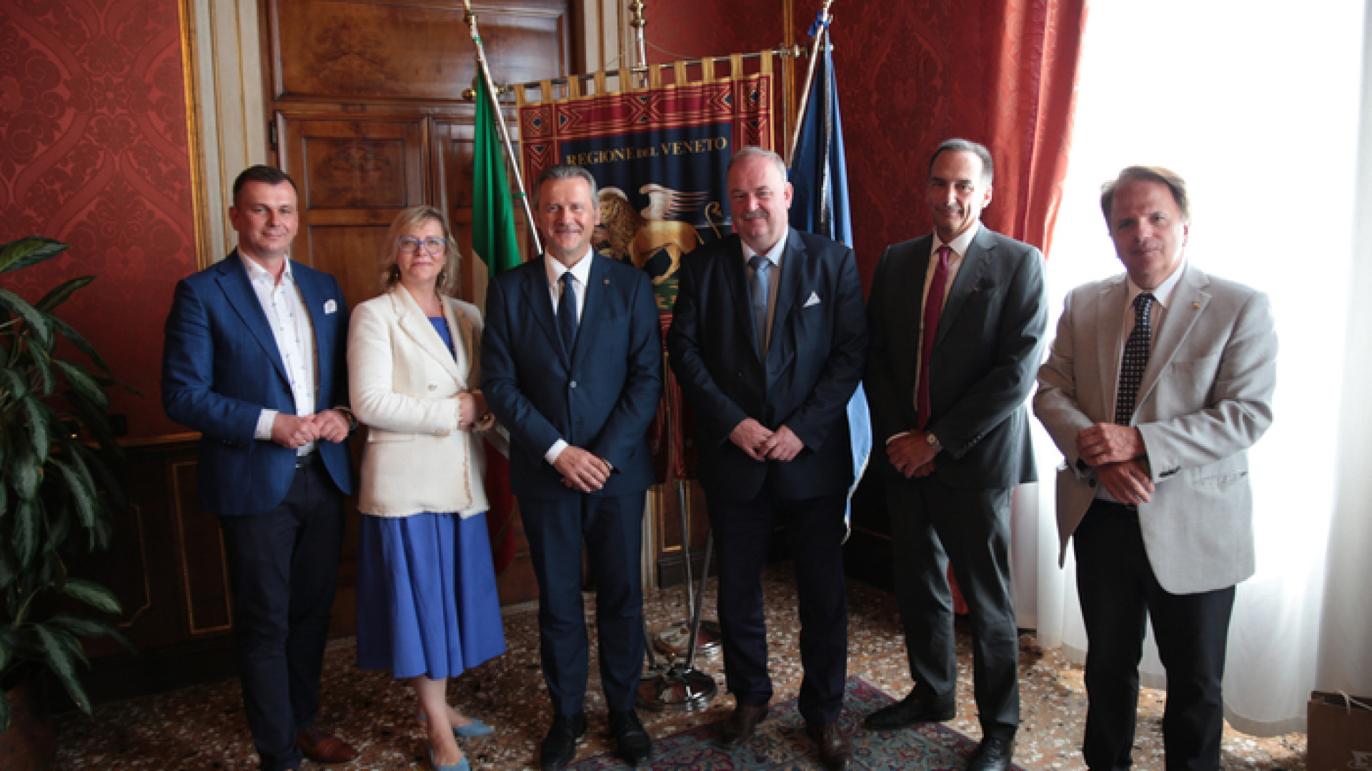 CRV - Presentato nella sede del Consiglio Veneto il nuovo collegamento aereo tra Venezia e Polonia