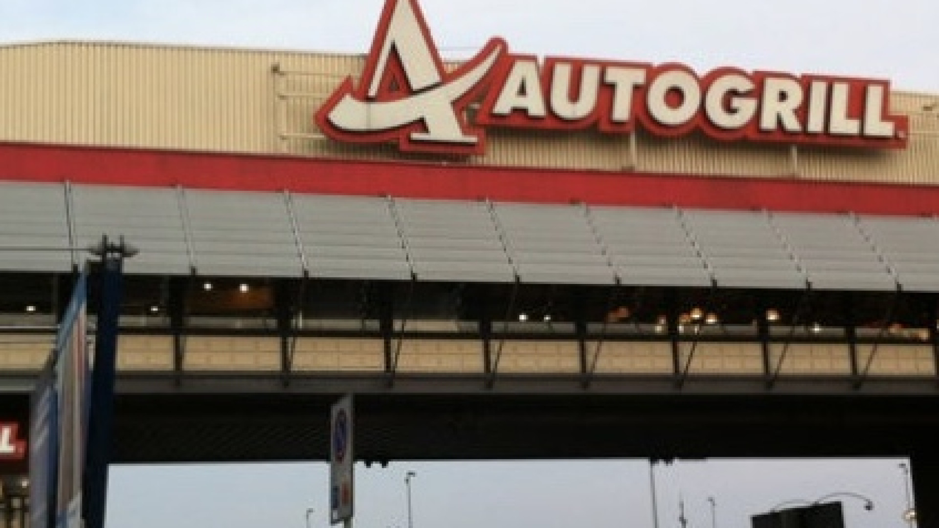 Caso asintomatico di Covid, ieri chiuso l’autogrill di Fiorenzuola