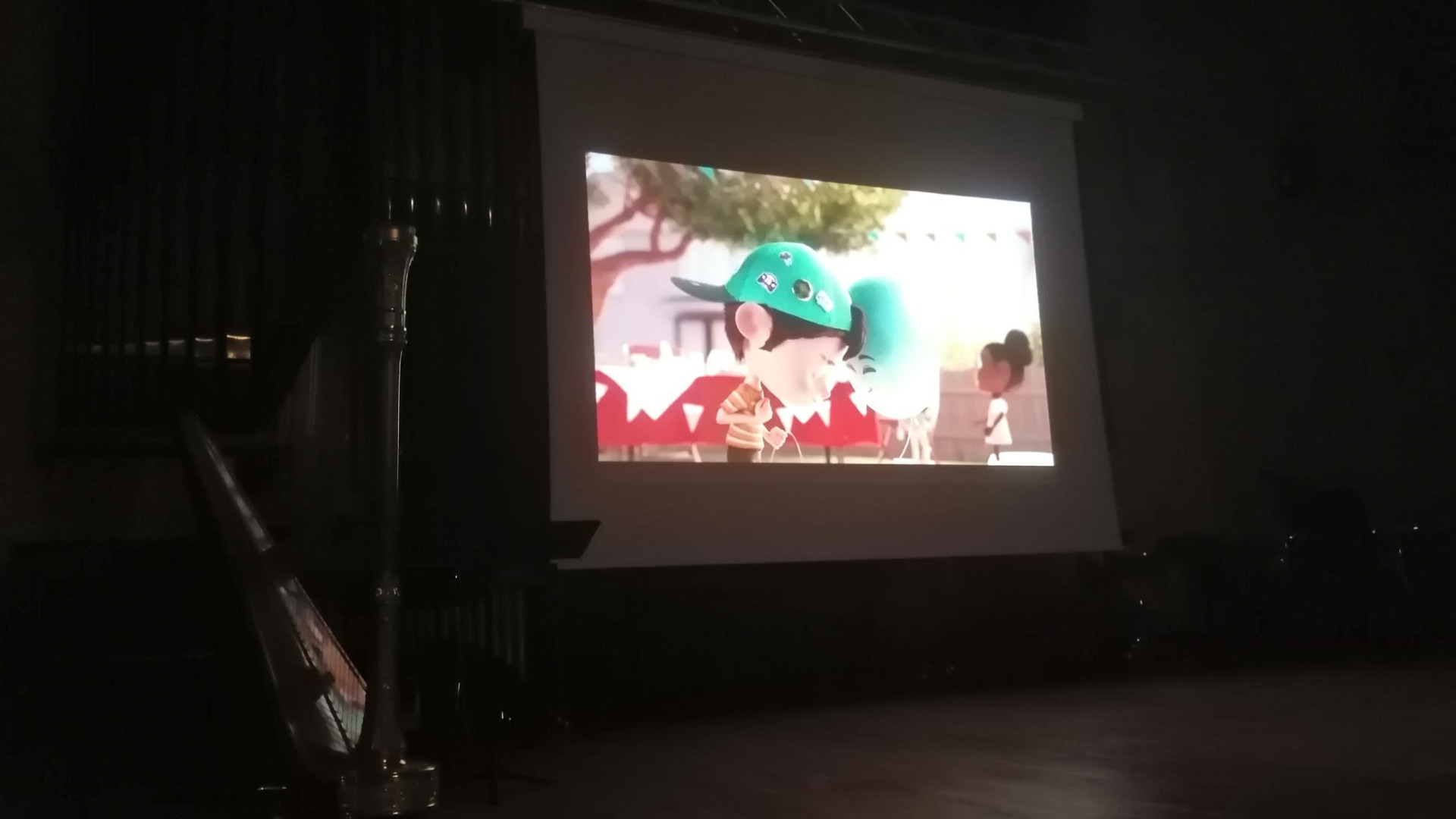 Musica elettronica video installazioni affascinano 300 bambini al Nicolini
