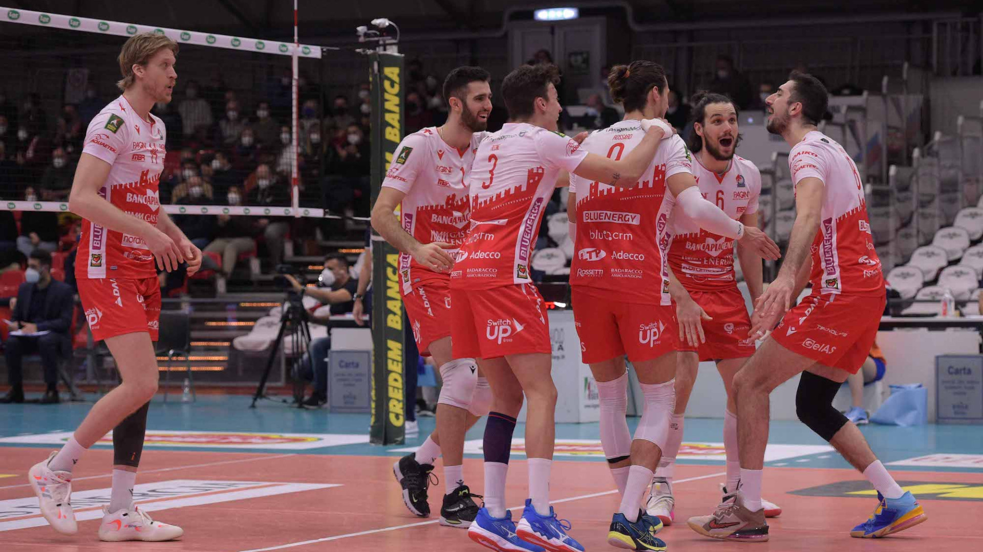 Volley, biancorossi contro Modena. Bernardi: "Momento difficile, dobbiamo lottare"