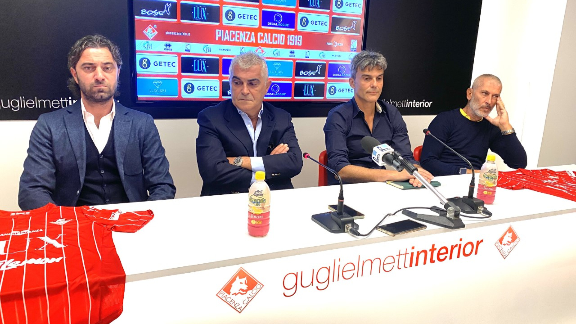 Ritorno al futuro in casa biancorossa. Scazzola e Matteassi: "Ora la salvezza"