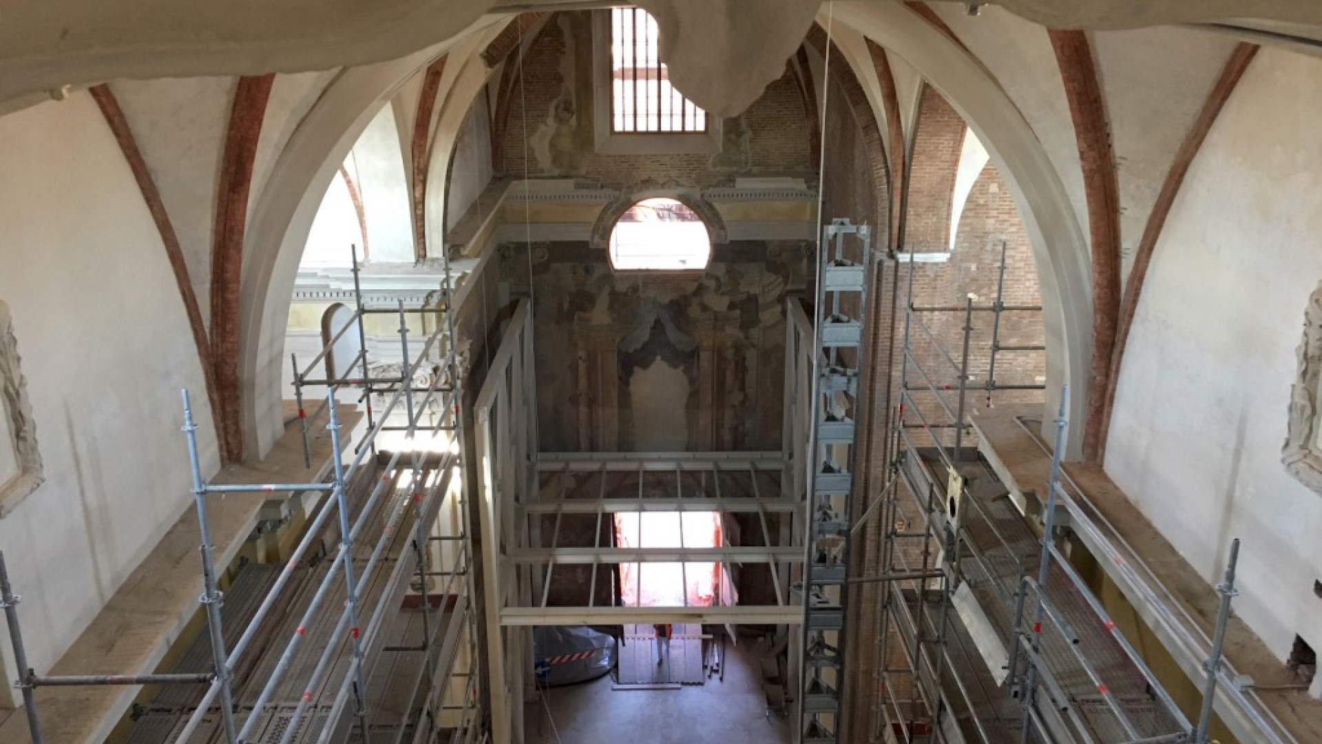 Non solo affreschi, nella chiesa del Carmine anche tecnologia d'avanguardia