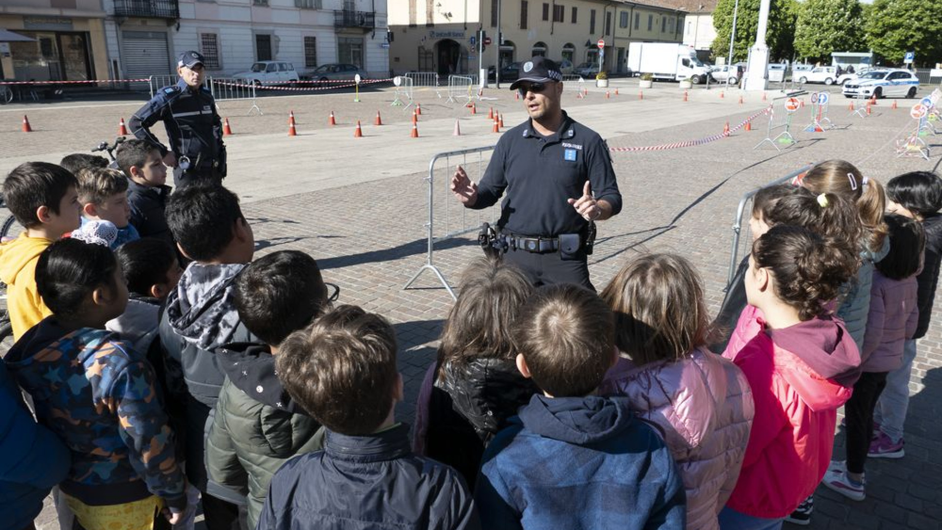 Sicurezza stradale, a Borgonovo 300 alunni a lezione dalla polizia locale