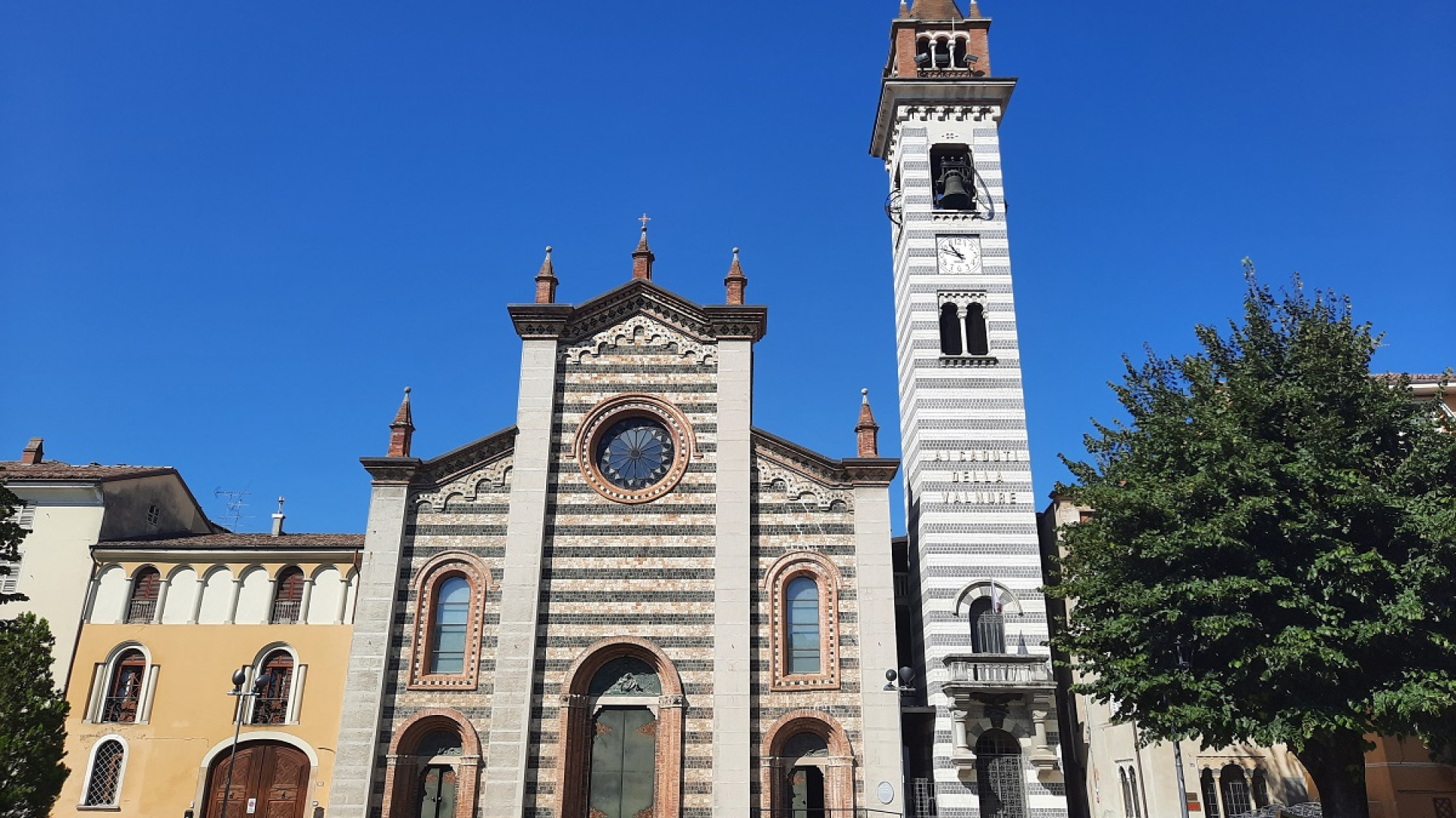 Bettola saluta e premia Andrea Dallavalle, argento nel salto triplo agli Europei