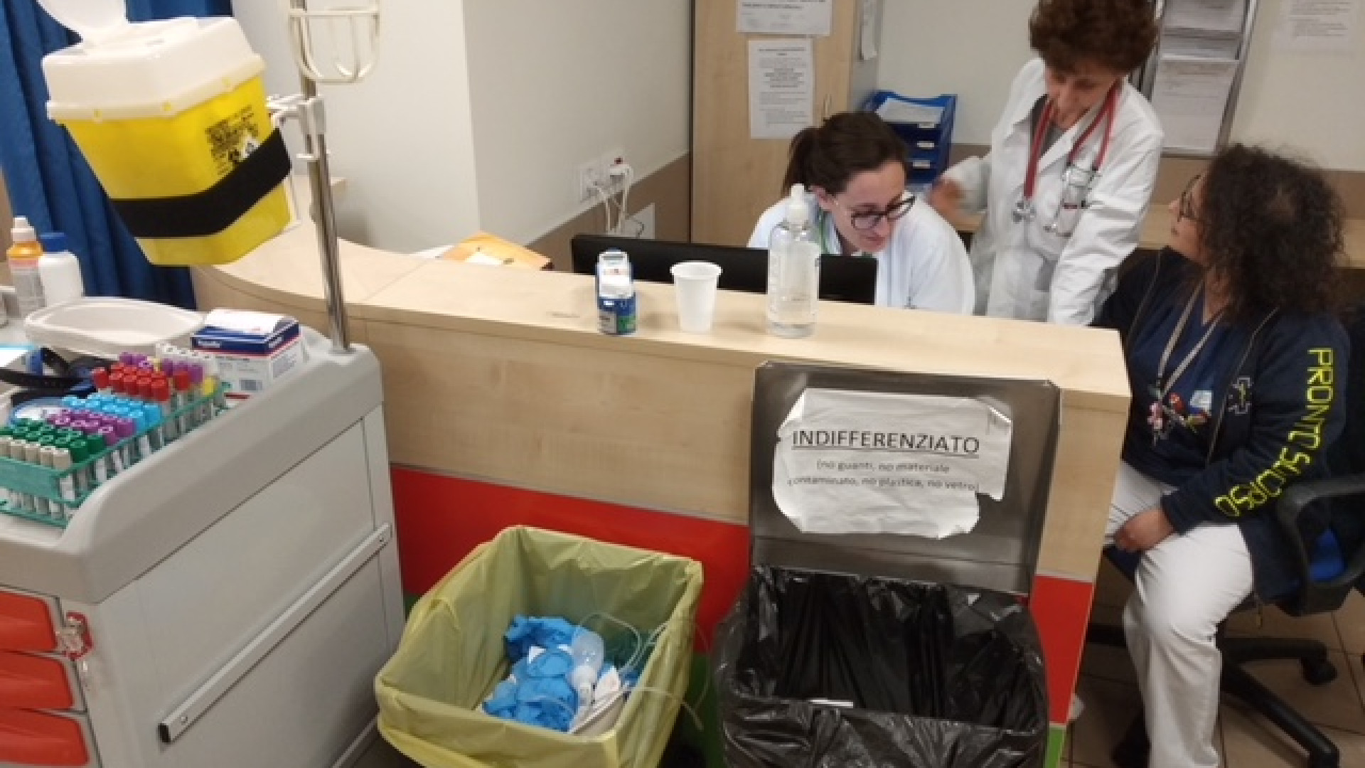 Piacentini disciplinati e attenti durante il veglione: due feriti dallo scoppio di petardi