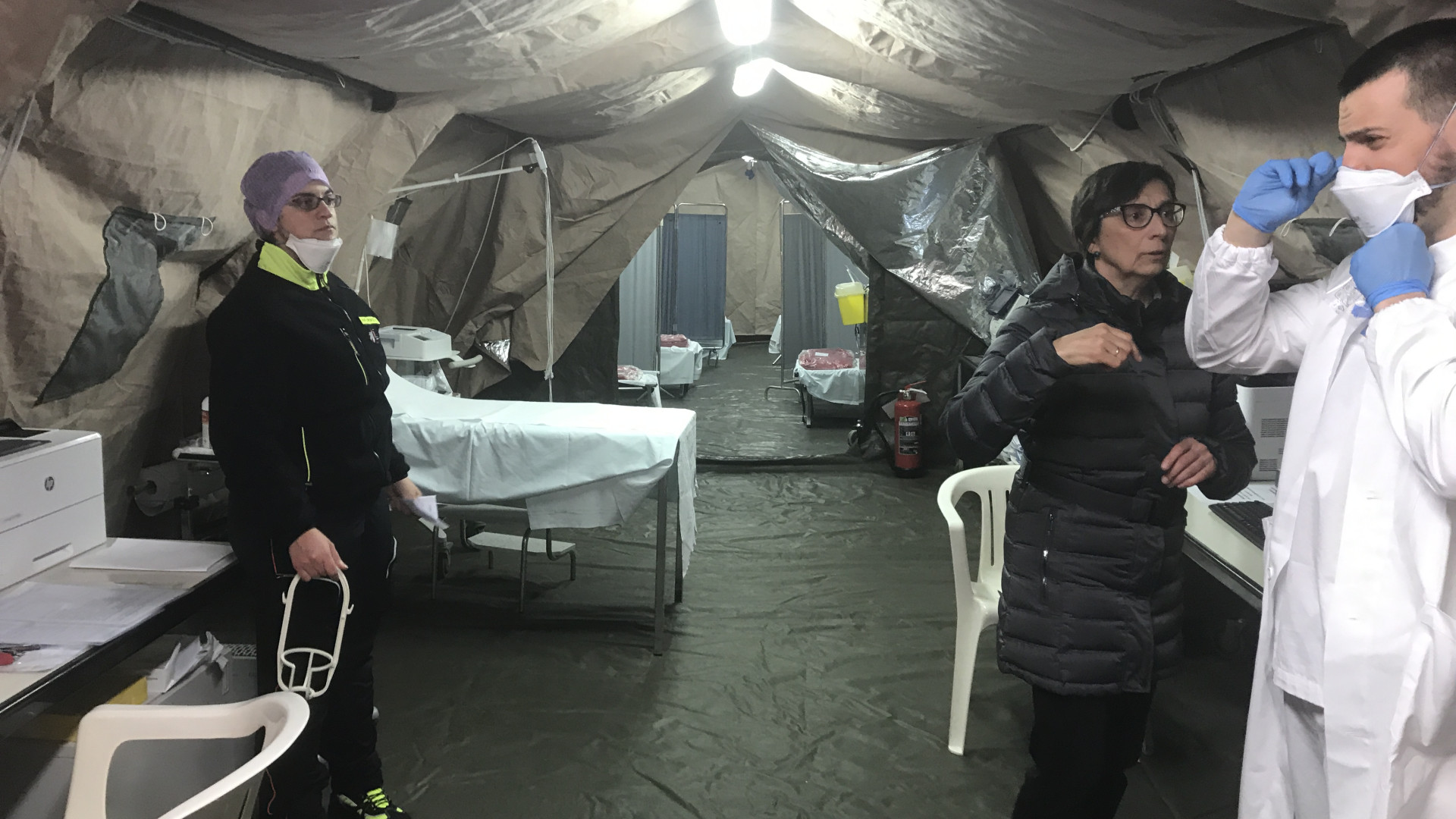 È attivo il presidio medico avanzato davanti al pronto soccorso di Piacenza