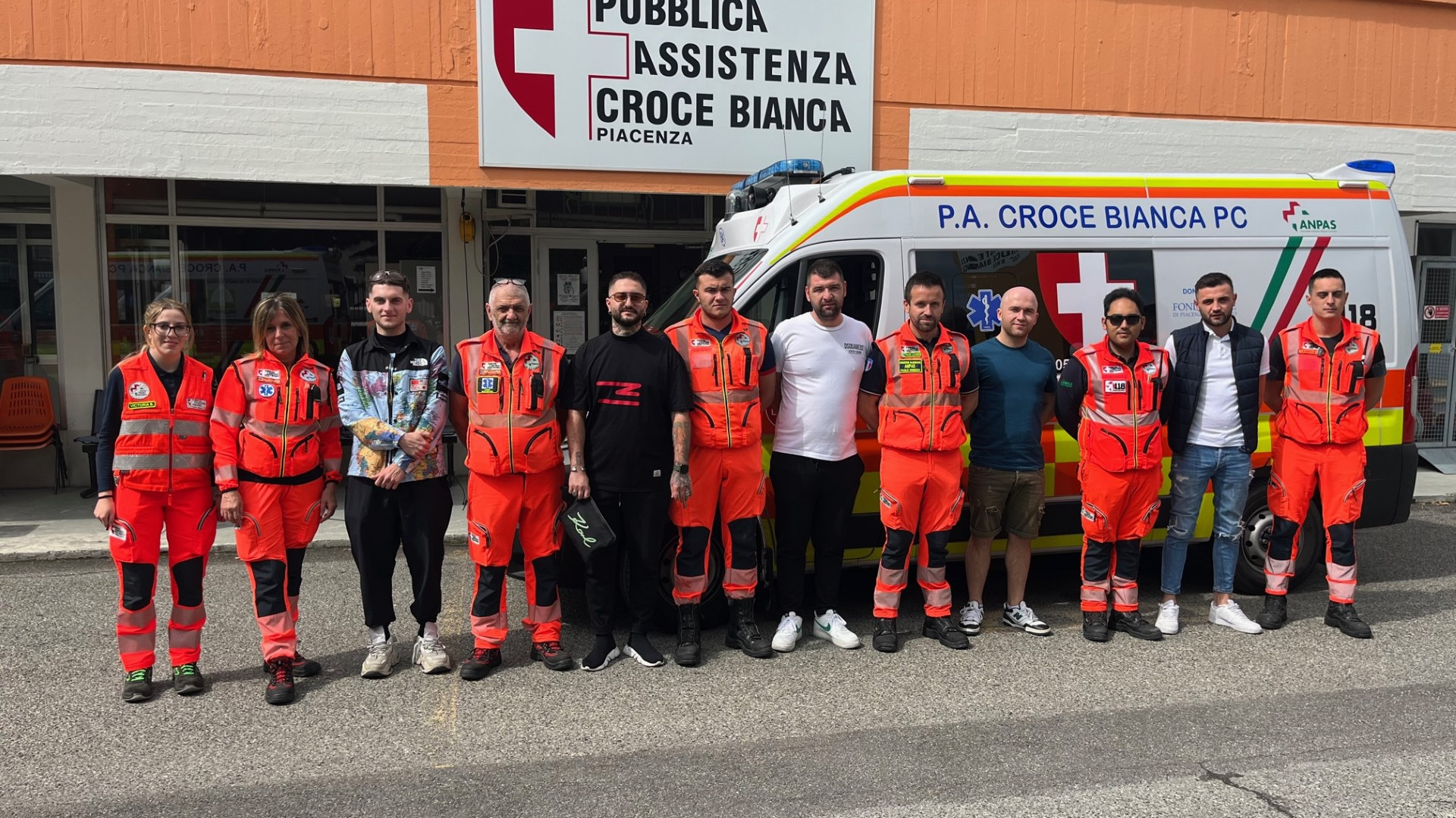 Serve acqua potabile nelle zone colpite dall'alluvione. Donate 700 bottiglie a Anpas