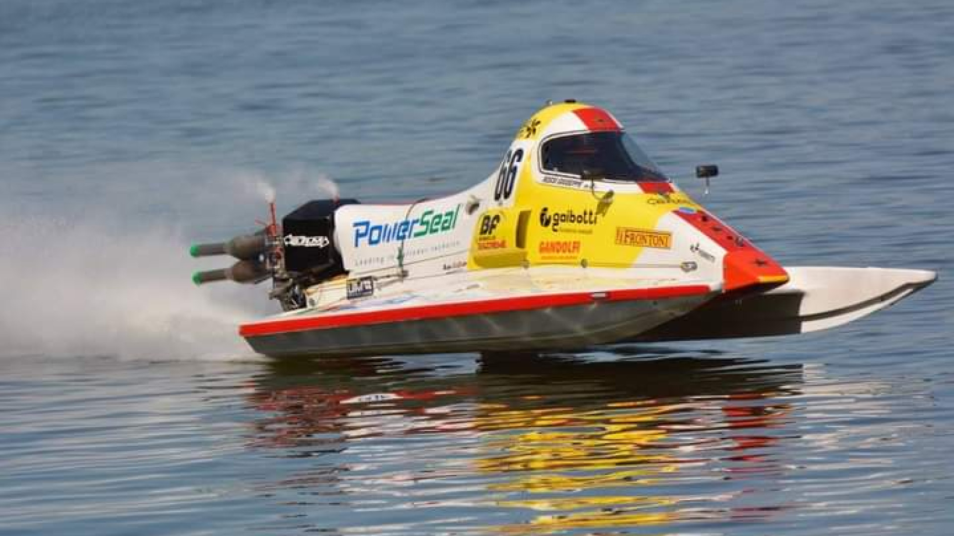 Motonautica, domenica di prove libere. Nella F250 torna Marco Malaspina