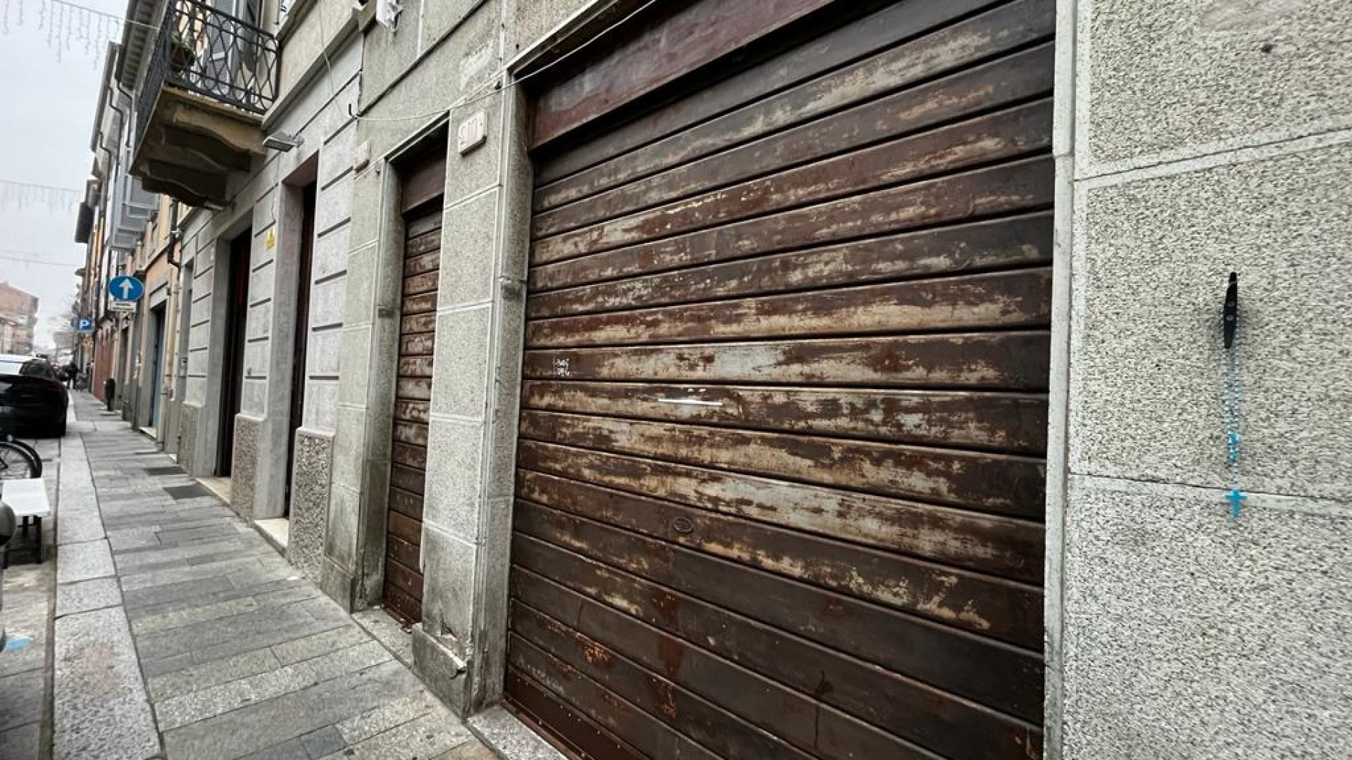 Desertificazione commerciale del centro: in via Roma 60 negozi sfitti