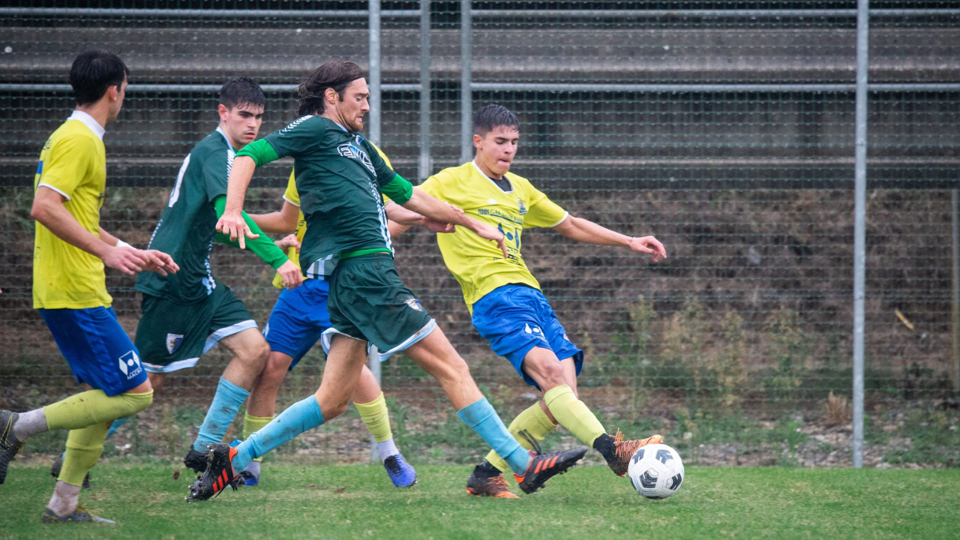 Partite sospese in Seconda e in Terza, grandi derby in Eccellenza e in Promozione