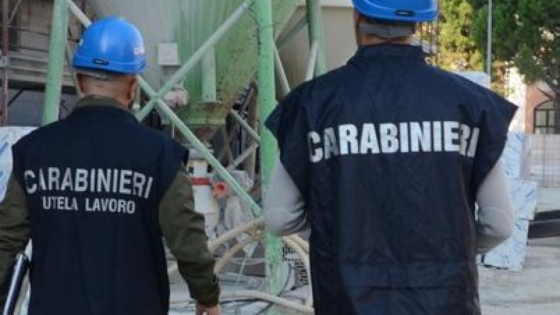 "Cantiere non recintato e lavoratore in nero": due imprenditori denunciati