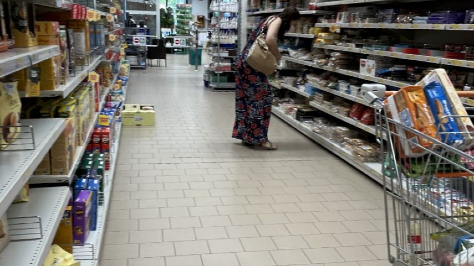 Spesa al supermercato, come si difendono i piacentini contro gli aumenti