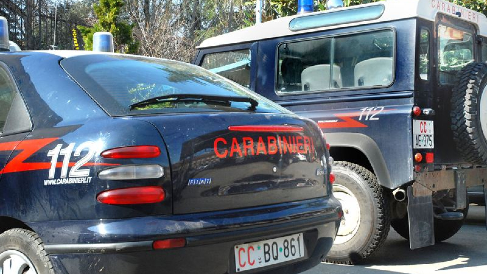 Stranieri alla guida ubriachi, due denunce. Controlli nei negozi: tutto regolare