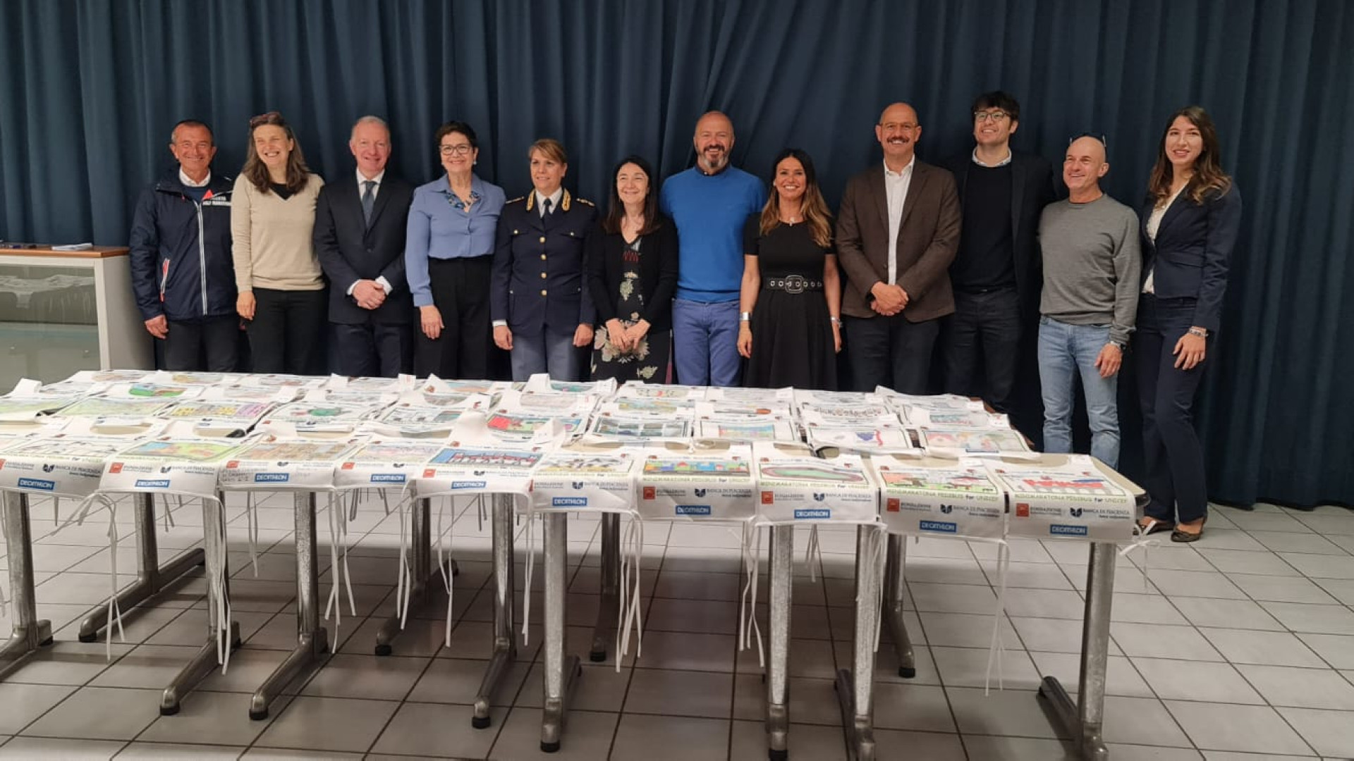 Minimaratona Pedibus, concorso pettorali. Città vista a misura di bambino