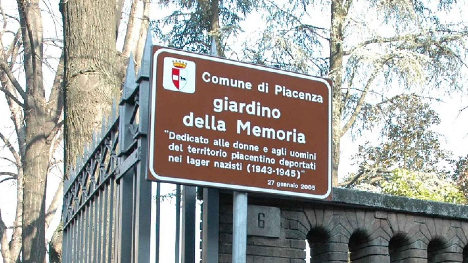 Venerdì nel giardino della Memoria il ricordo delle vittime della Shoah