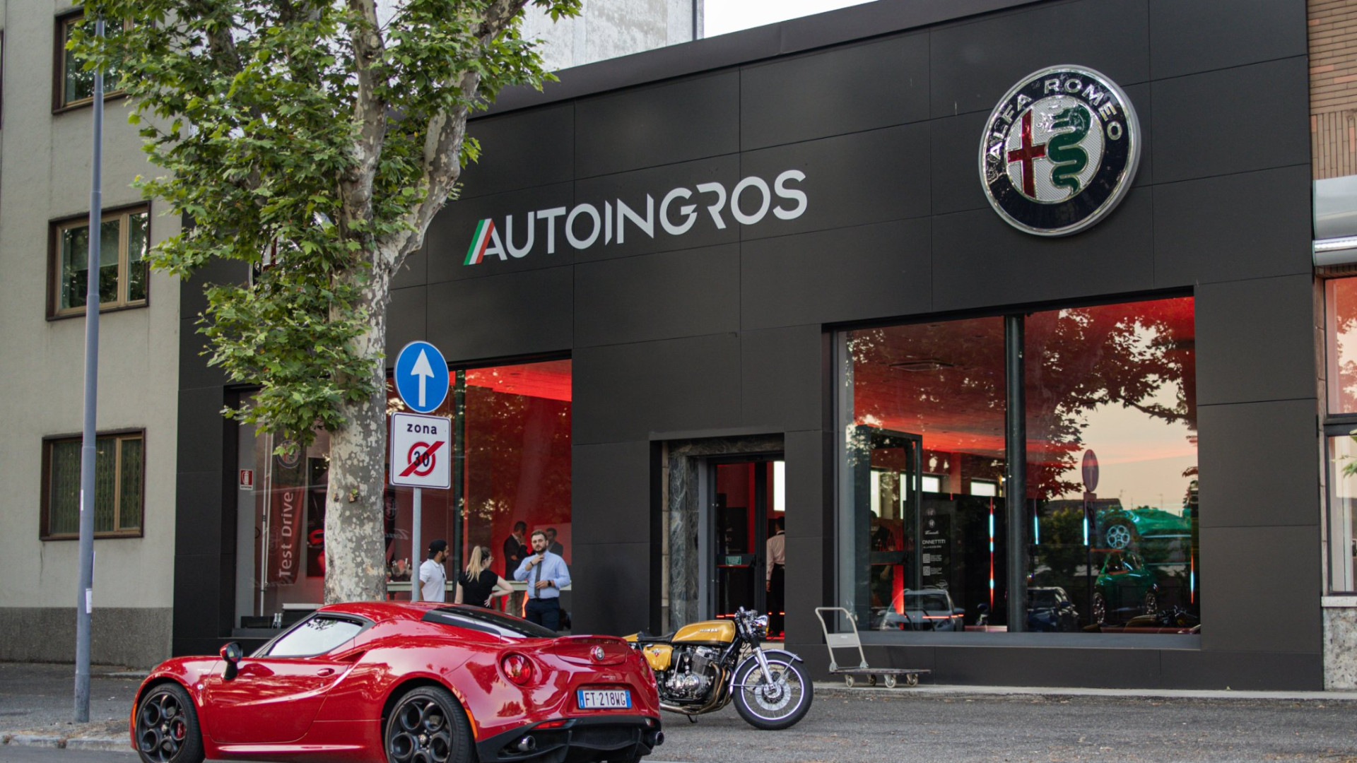 30 anni di Autoingros: a Piacenza una bussola per appassionati e non solo