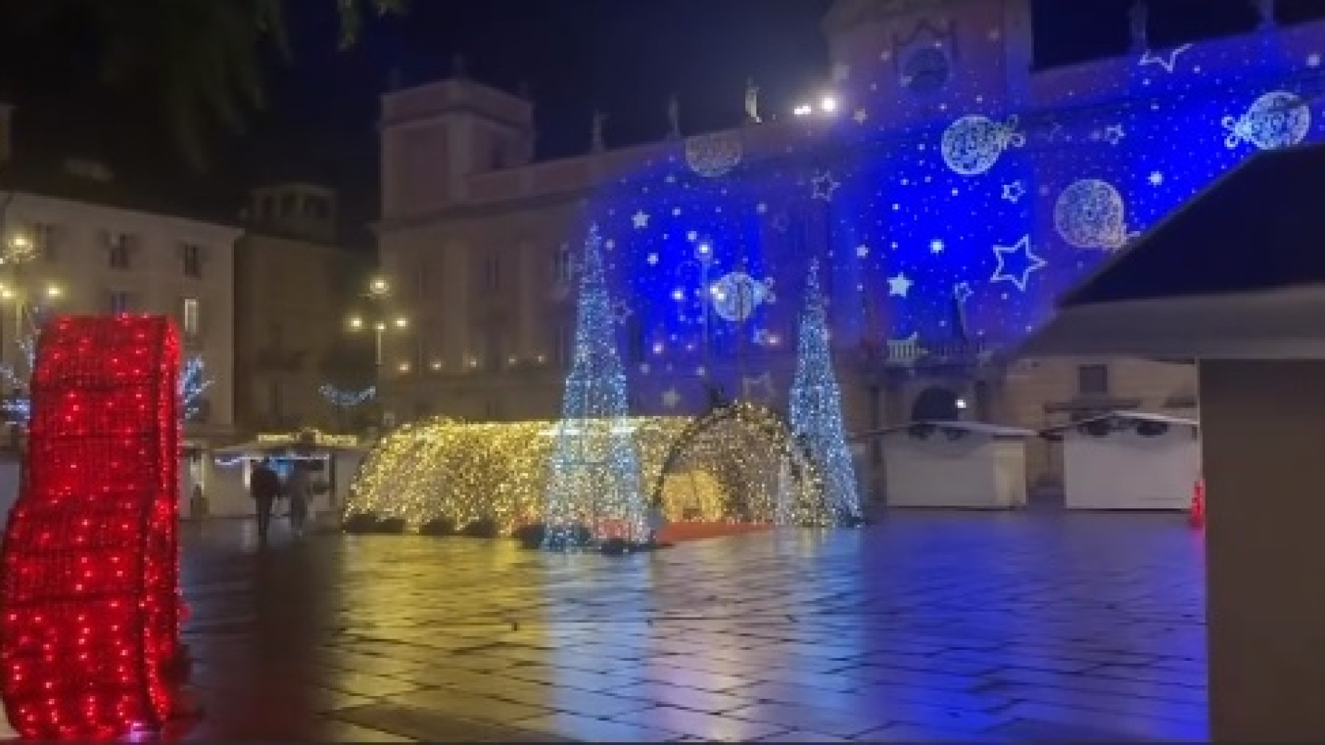 Natale, Confesercenti: "Spesa media di 260 euro per i regali, ripresa dei negozi di vicinato"