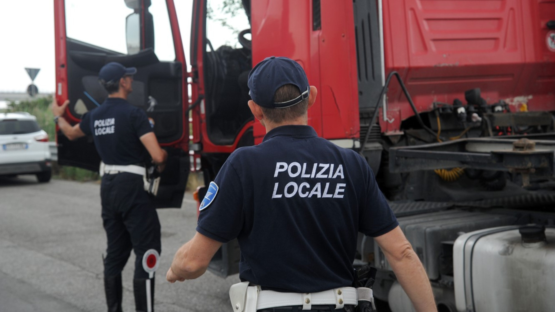 Nuovo software ai vigili per controllare i mezzi pesanti: già 22 violazioni riscontrate