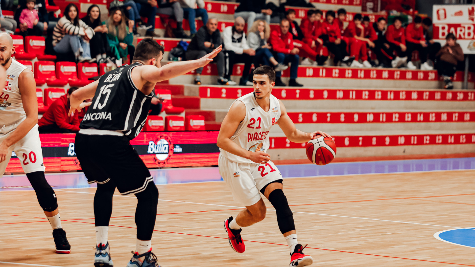 Basket Serie B, Bakery in casa contro Matelica. Fiorenzuola in trasferta a San Miniato
