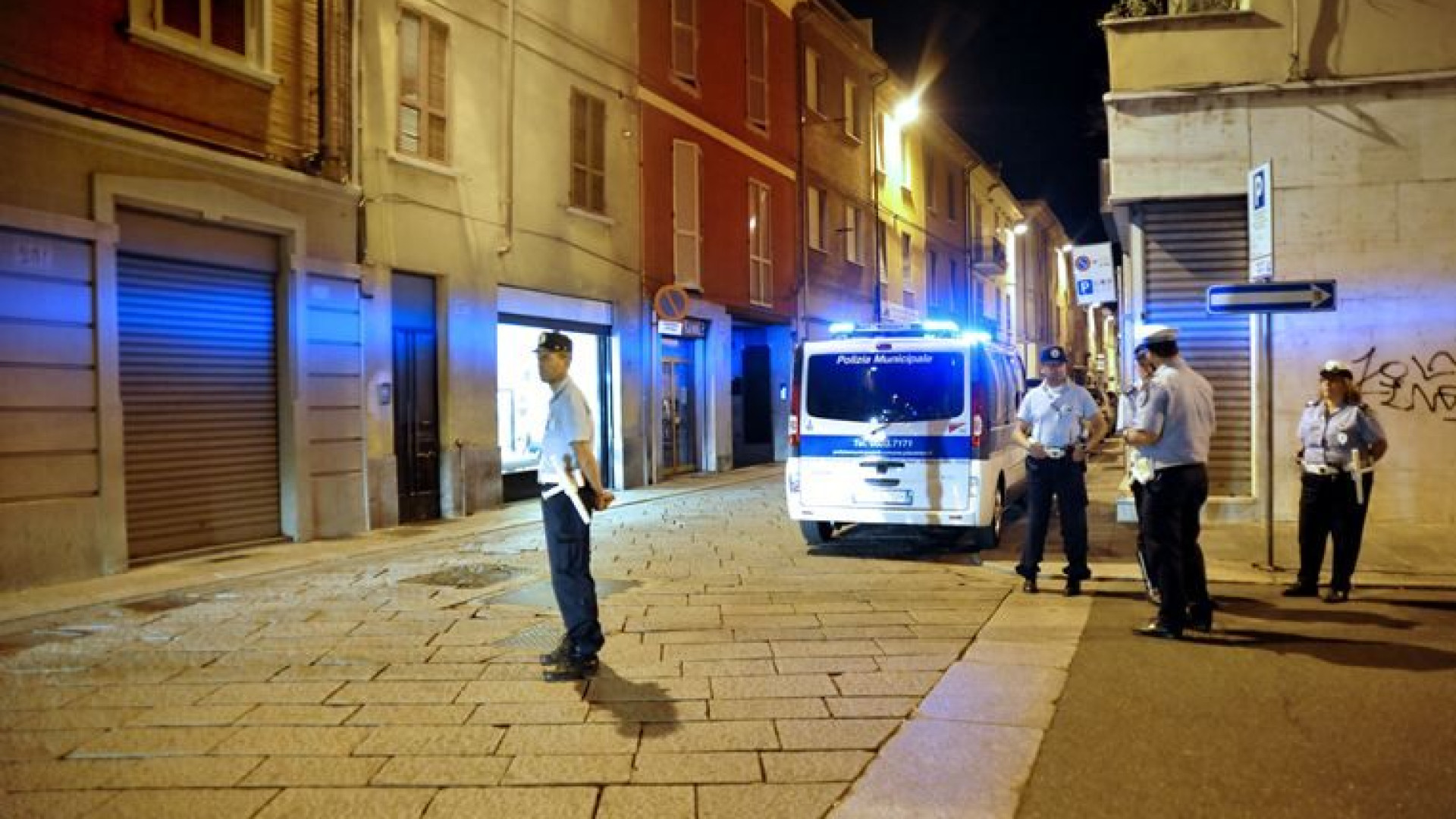 Carne senza etichetta, maxi-sequestro in via Roma