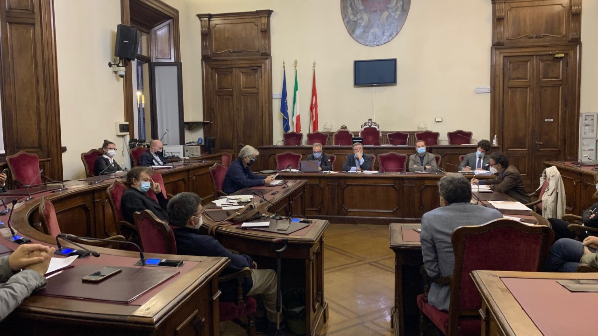 Ferrari non presenta il progetto sul Klimt, Trespidi chiede le dimissioni e Papamarenghi lo "scarica"