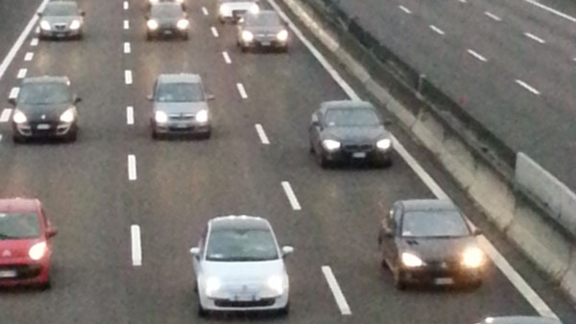 Rientro dalle feste. Traffico intenso in autostrada direzione Milano