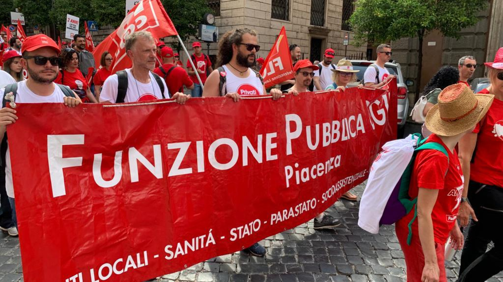 Cgil, a Roma manifestazione su salute e sicurezza. Presenti anche 250 piacentini