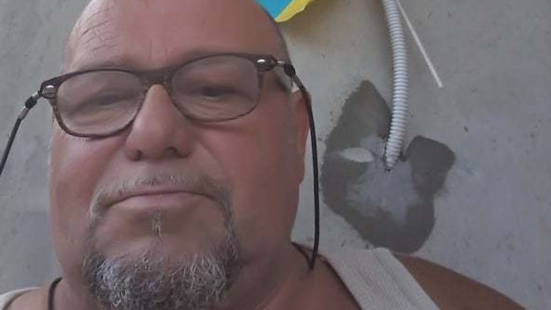 Brizzolari dall'Ucraina: "Prepariamo bombe molotov. Derubato dei documenti"