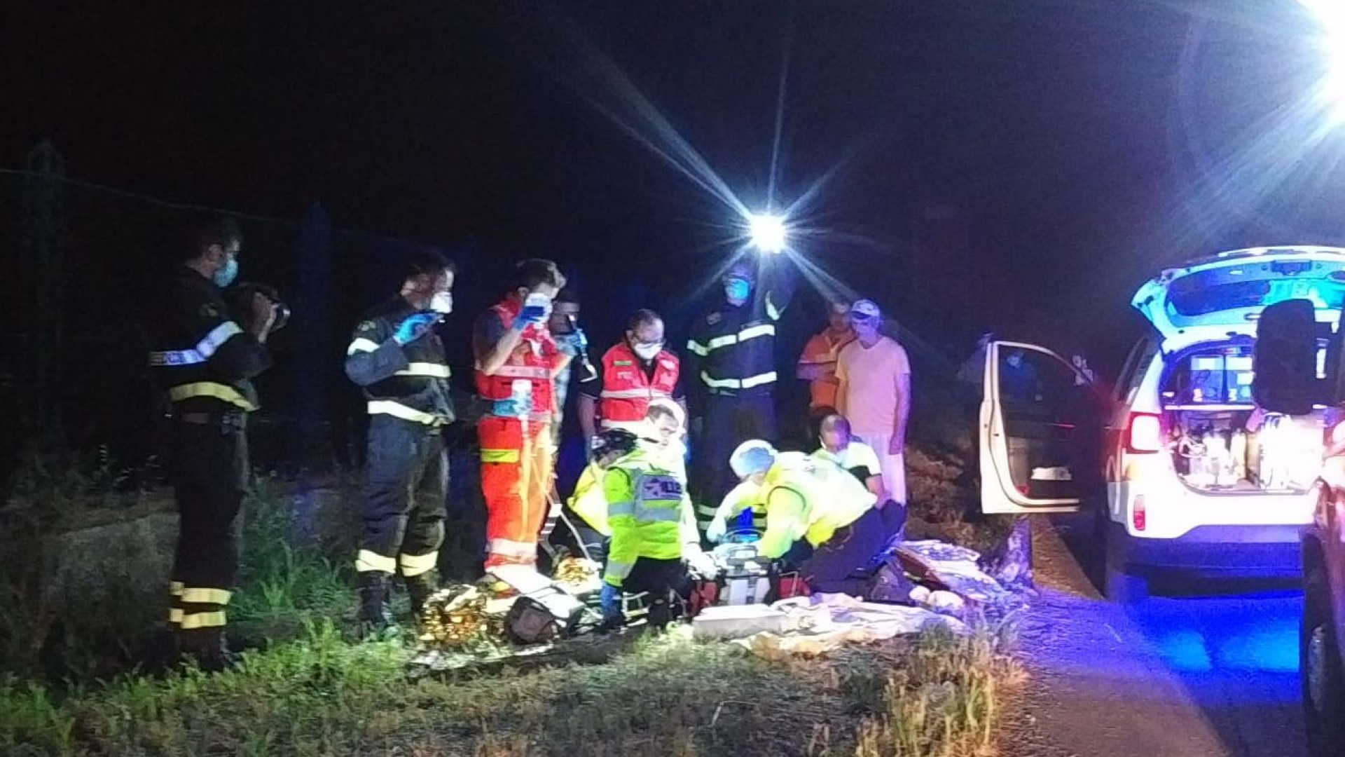 Tre coltellate al ventre: 37enne muore dissanguato, indagano i carabinieri