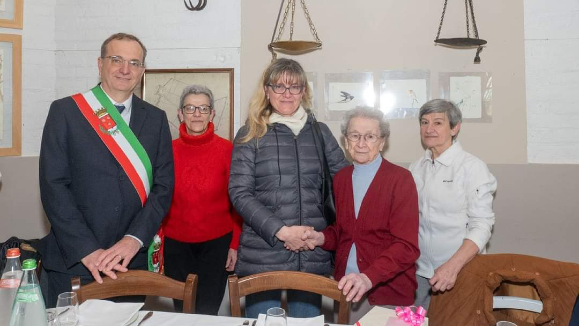 Fiorenzuola festeggia i 100 anni della storica magliaia Giuseppina Dallavalle
