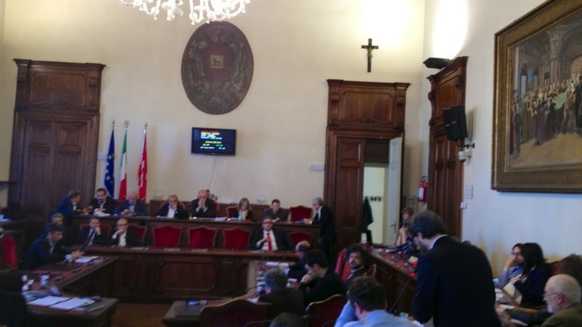 Caso Iren, il Pd: "Dosi condivida le scelte". De Micheli, Idv, Pdl e sindacati attaccano