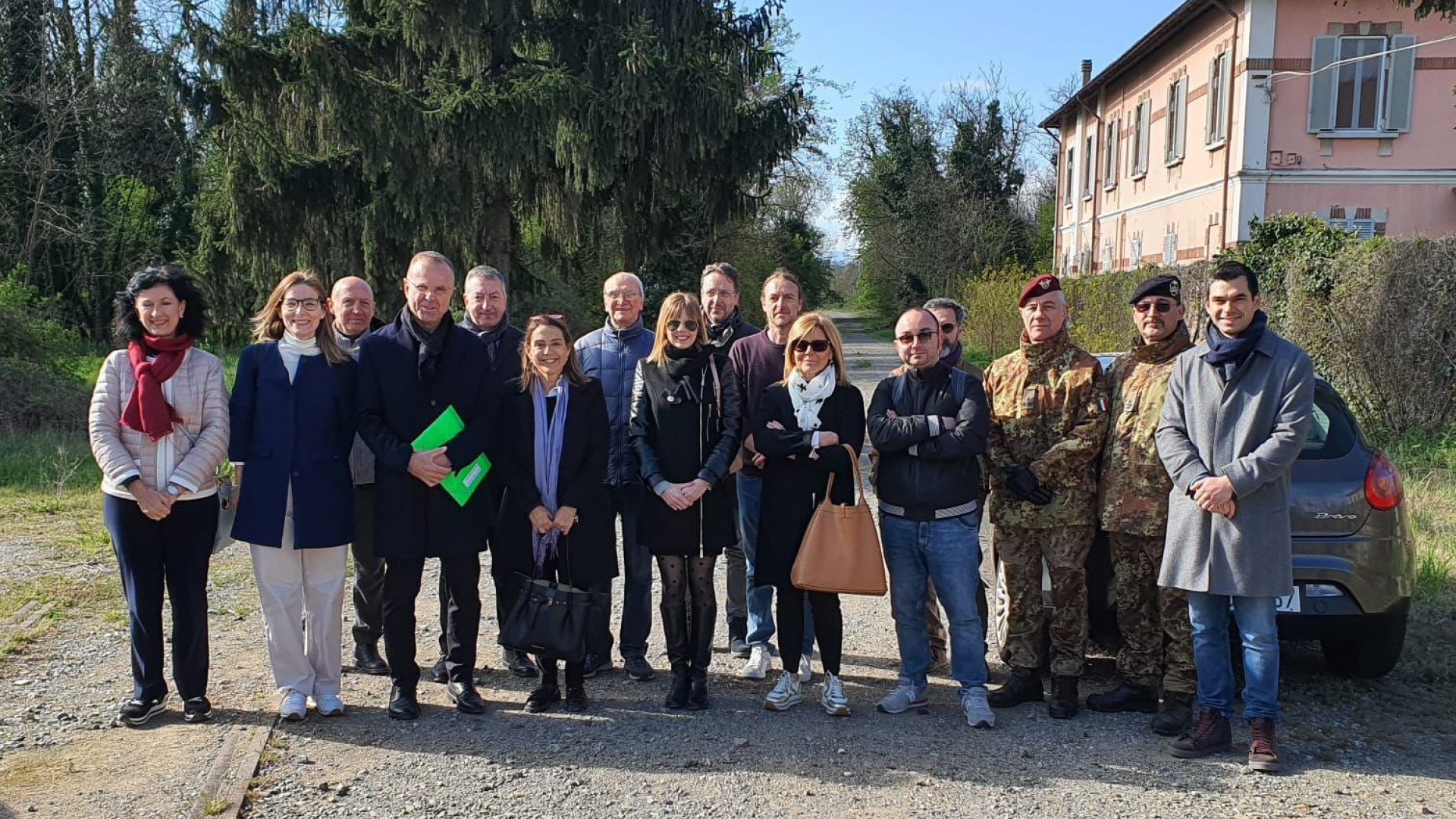 Sopralluogo all’ex Pertite con Comune, Difesa e comitato. Il sindaco: "Avanti con il parco"