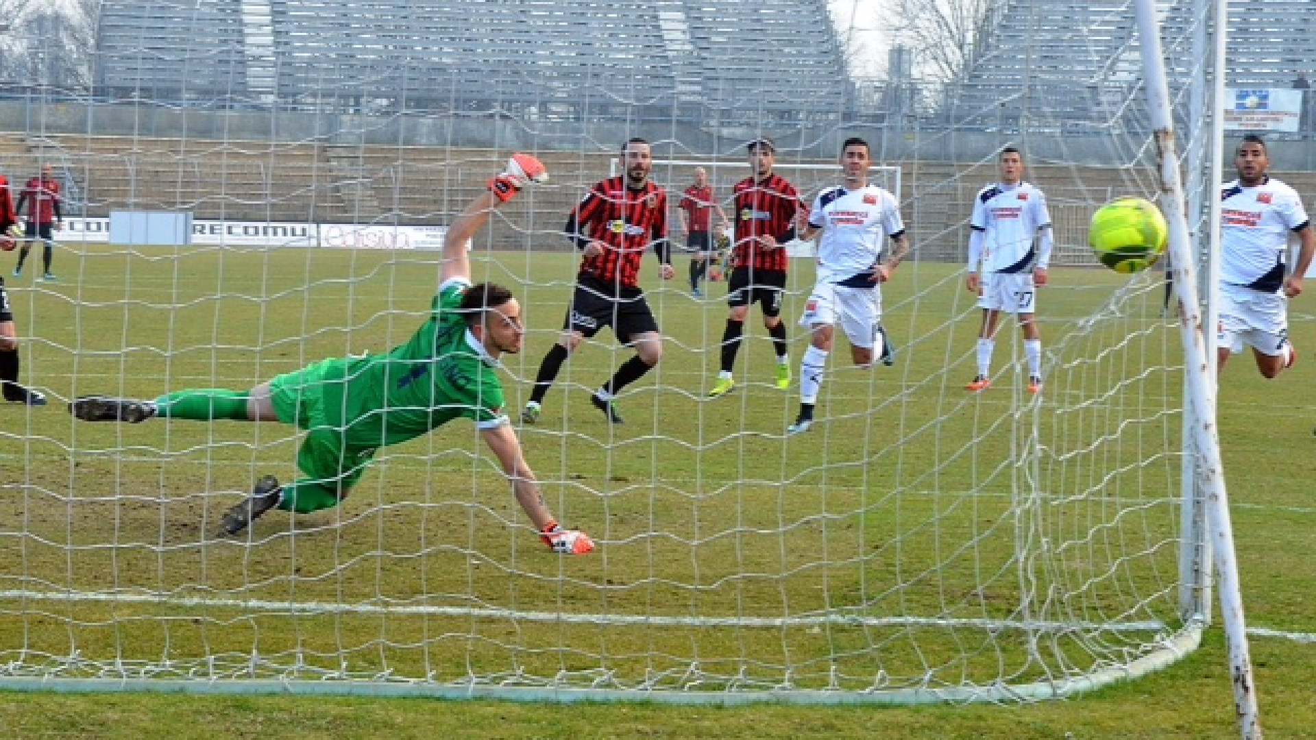 Alessandro e il "vizietto del gol": "Voglio la doppia cifra per salvare il mio Pro"