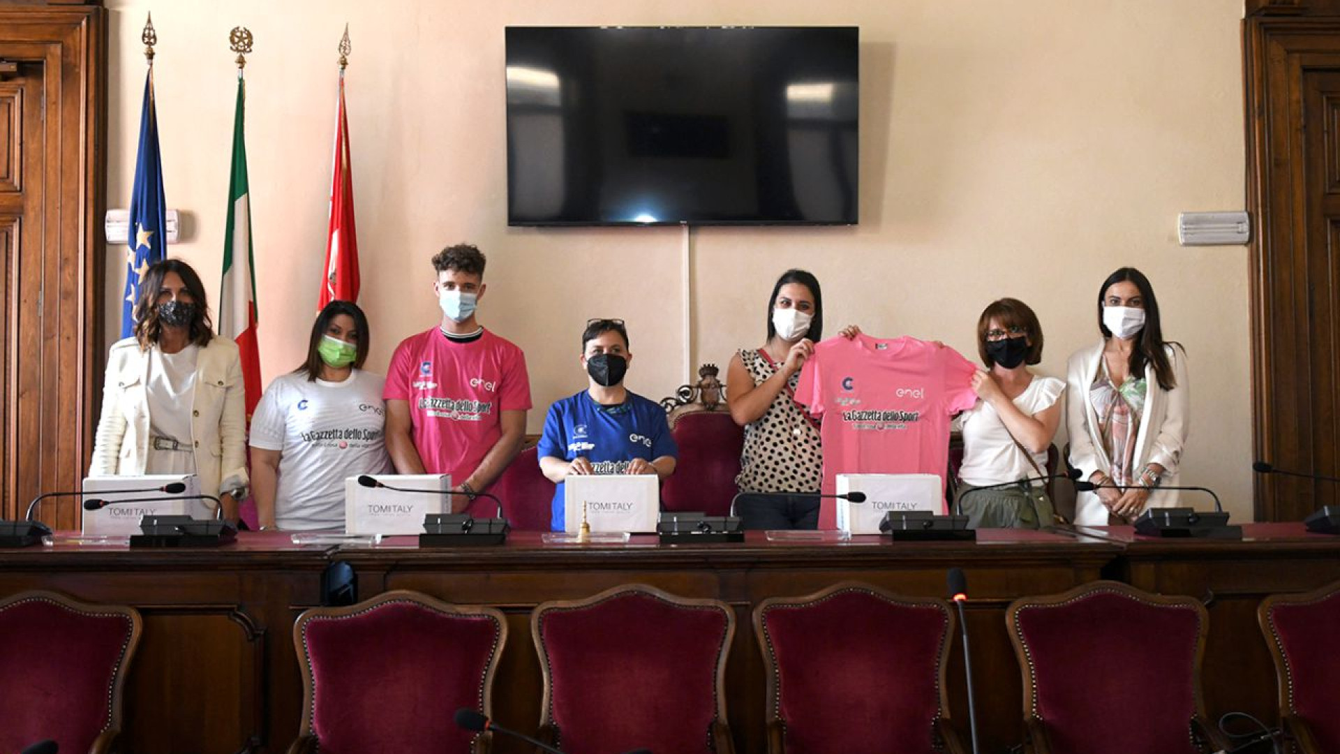 “Il Giro in vetrina”, premiati i commercianti vincitori del contest