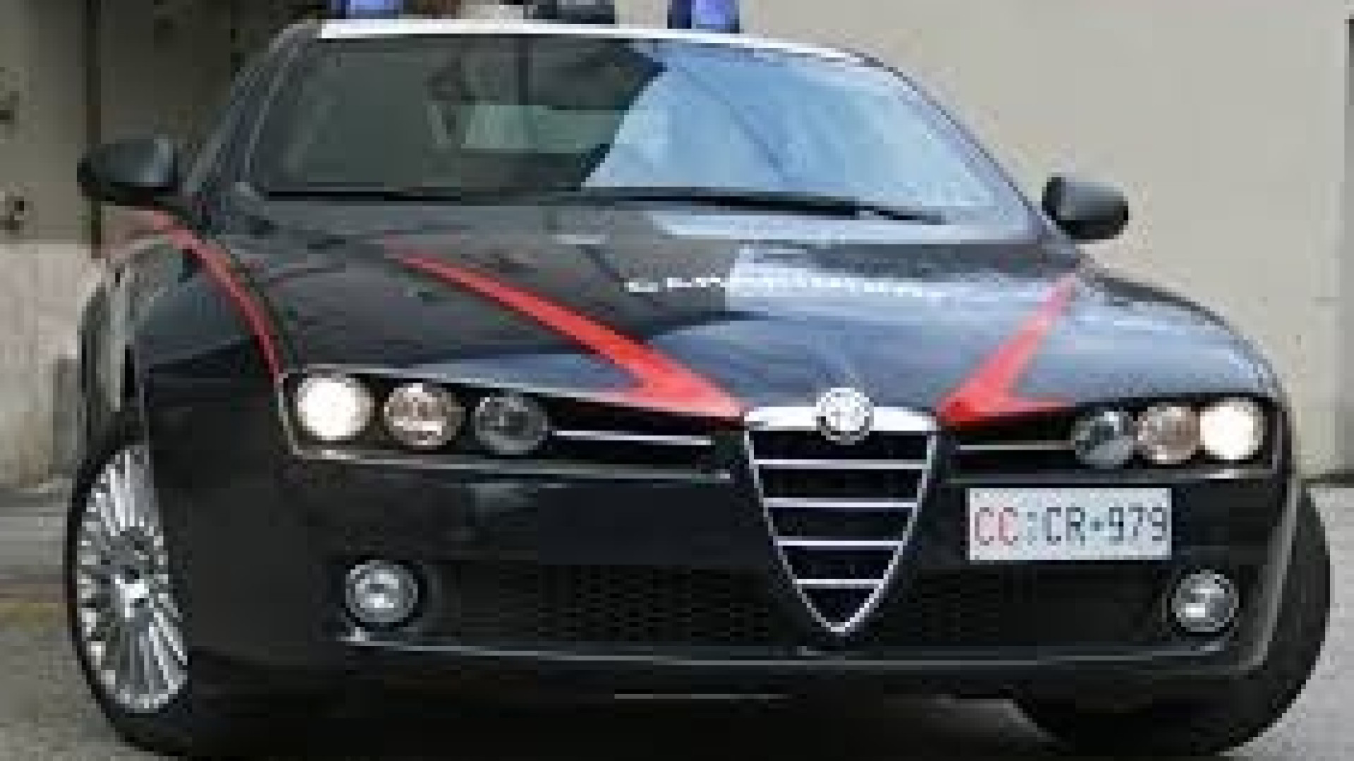Razzia al "cocomeraio" di Rivergaro e poi bagno in Trebbia: arrestati