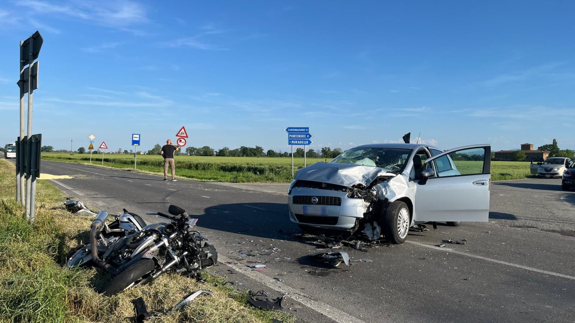 Incidente mortale a Pontenure: motociclista perde la vita, traffico in tilt