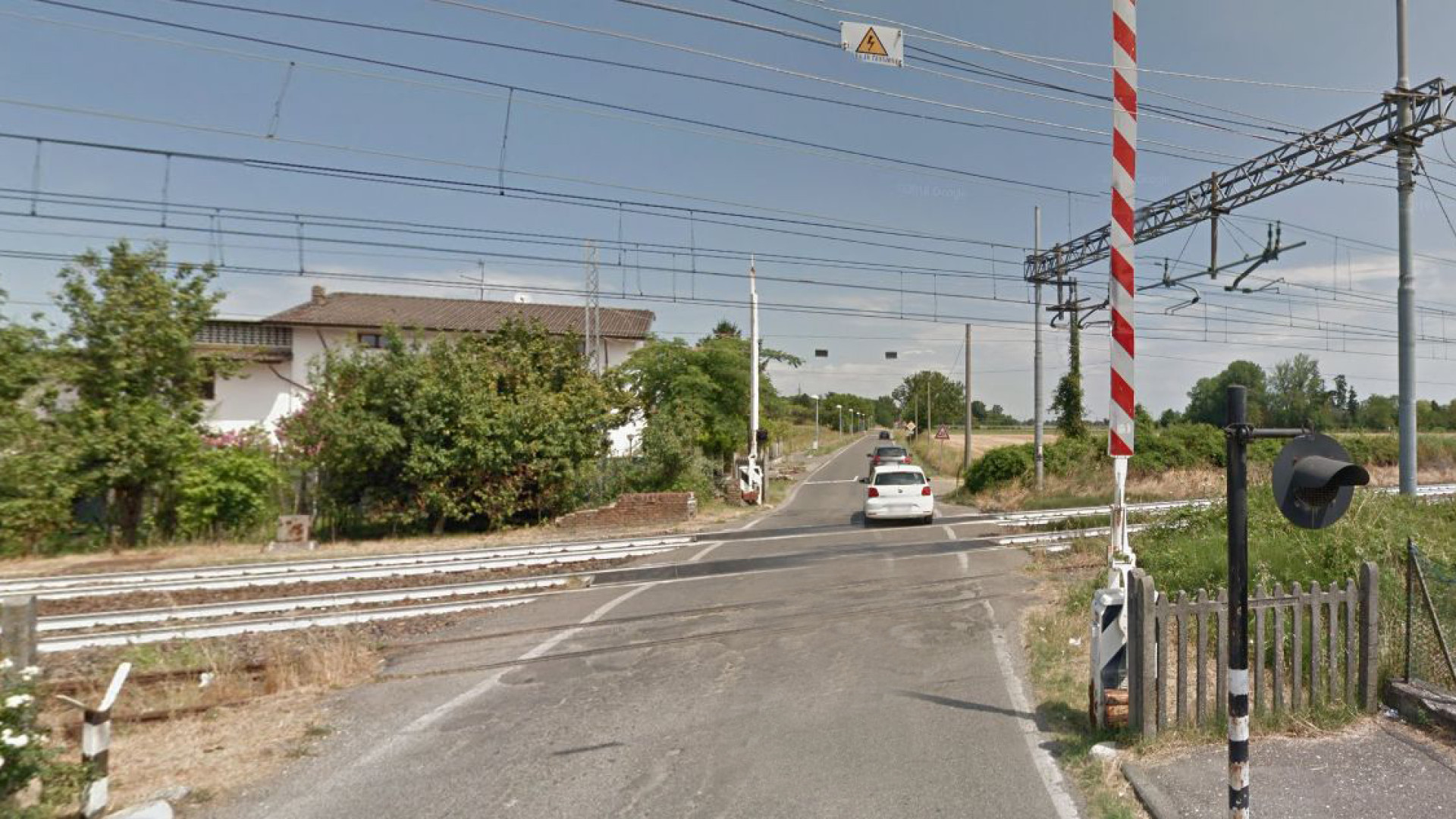 Manutenzione al passaggio a livello, disagi al traffico dal 22 giugno