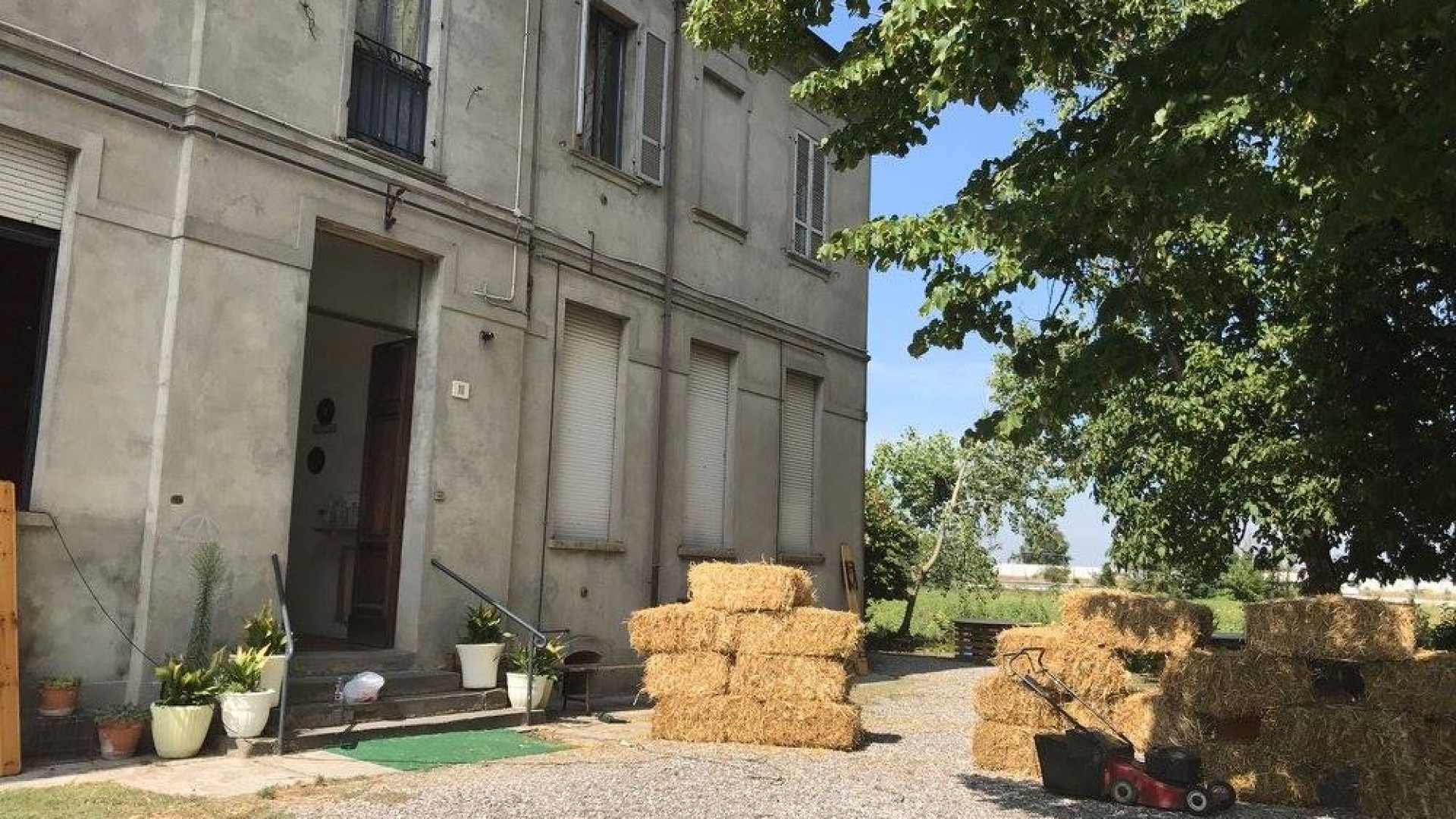 Baselicaduce, centro di Arti Visive nell'ex scuola. Presentato il progetto